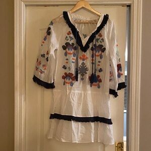 Stellah Ivory Blouse with Colorful Embroidery